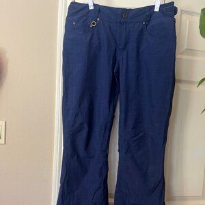 Roxy Women's Snow Pants - Size Large - Blue - Insulated & Waterproof